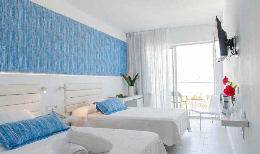 Comfort room with side sea view Reverence Life Hotel  Santa Ponsa, Majorca