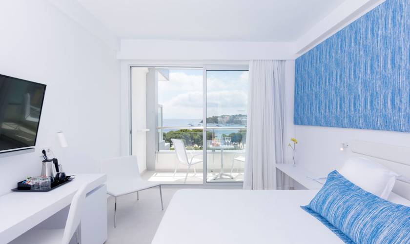 Privilege sea view Reverence Mare Hotel  Palmanova, Majorca