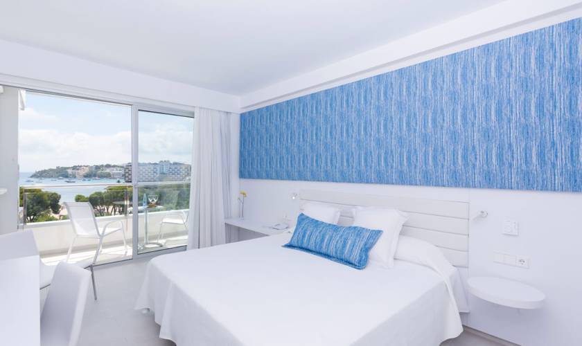 Comfort room Reverence Mare Hotel  Palmanova, Majorca