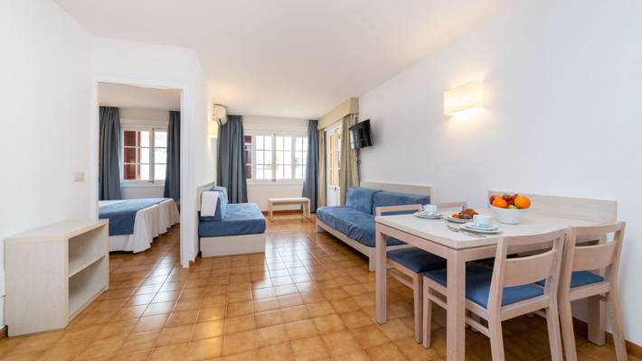 Apartamento dos dormitorios  Apartamentos Casa Vida Santa Ponsa, Mallorca