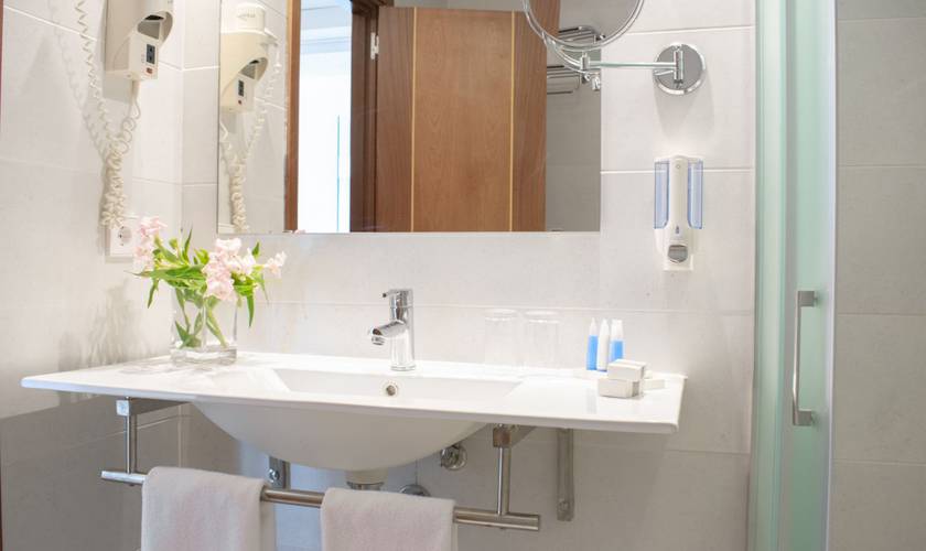 Junior suite  Reverence Life Hotel Santa Ponsa, Mallorca