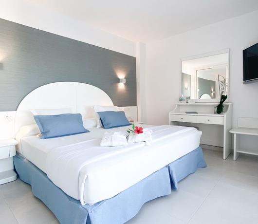 Camera comfort con balcone Reverence Life Hotel Santa Ponsa Camera comfort con balcone Reverence Life Hotel Santa Ponsa