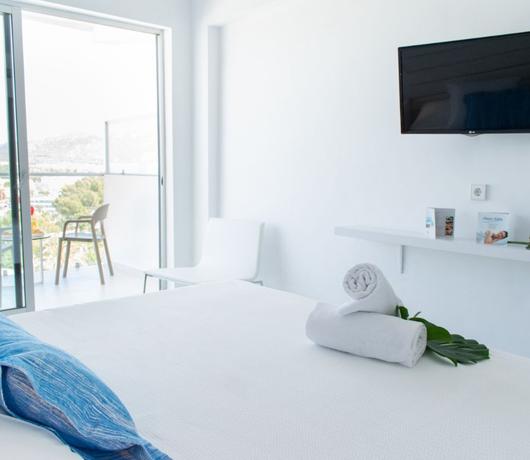 Camera comfort vista piscina Reverence Life Hotel Santa Ponsa Camera comfort vista piscina Reverence Life Hotel Santa Ponsa