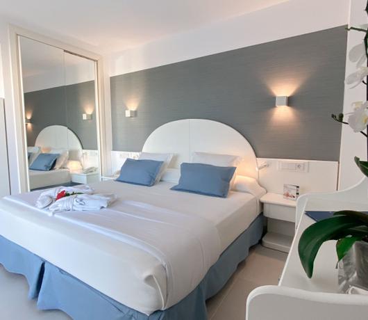 Junior Suite Reverence Life Hotel Santa Ponsa Junior Suite Reverence Life Hotel Santa Ponsa