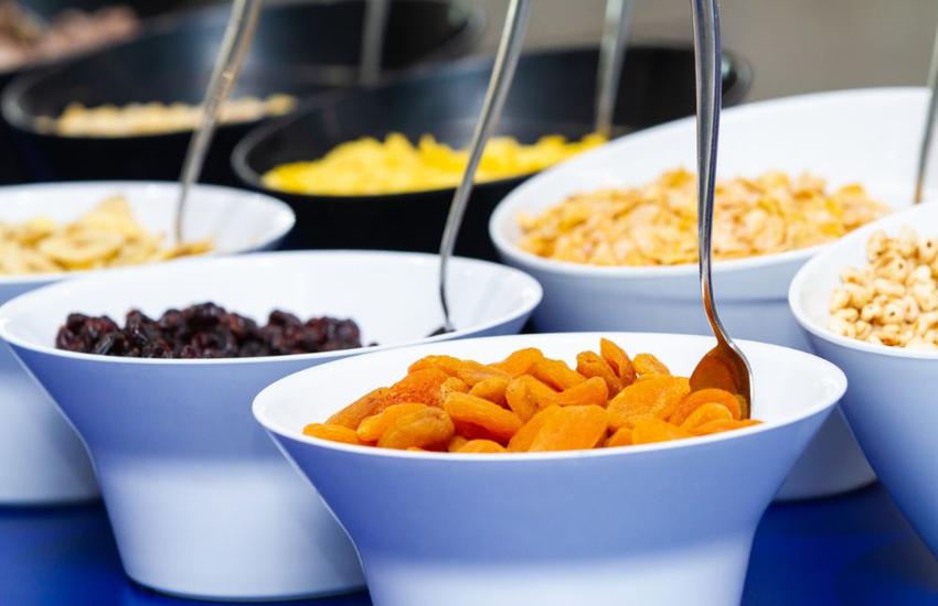 Colazione a buffet Hotel Reverence Mare Hotel Palmanova Colazione a buffet Hotel Reverence Mare Hotel Palmanova