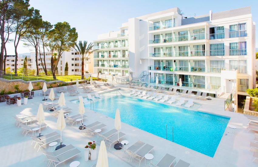 Piscina Reverence Life Hotel Santa Ponsa Piscina Reverence Life Hotel Santa Ponsa