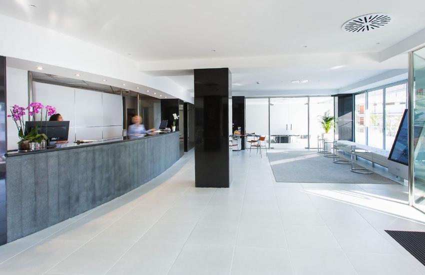 Ricezione Reverence Life Hotel Santa Ponsa Ricezione Reverence Life Hotel Santa Ponsa