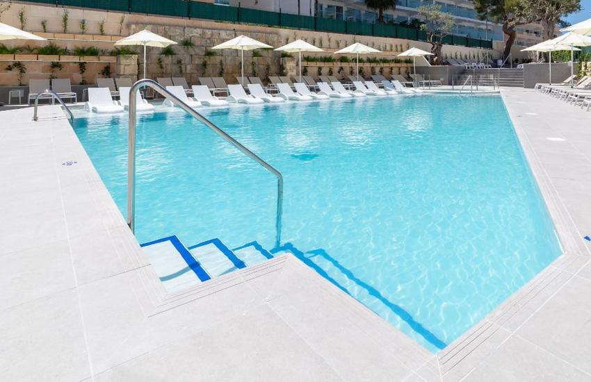 Piscina Reverence Life Hotel Santa Ponsa Piscina Reverence Life Hotel Santa Ponsa