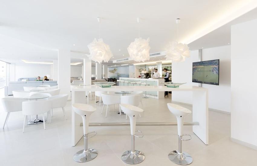 Bar Hotel Reverence Mare Hotel Palmanova Bar Hotel Reverence Mare Hotel Palmanova