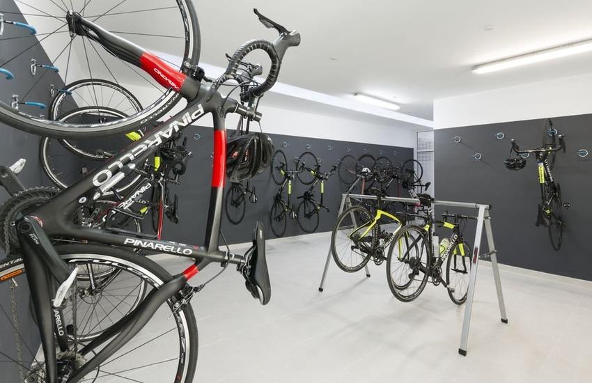 Spazi sportivi Hotel Reverence Mare Hotel Palmanova Spazi sportivi Hotel Reverence Mare Hotel Palmanova
