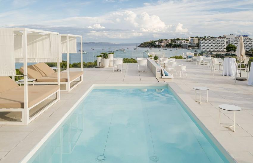 Piscina all'aperto Hotel Reverence Mare Hotel Palmanova Piscina all'aperto Hotel Reverence Mare Hotel Palmanova